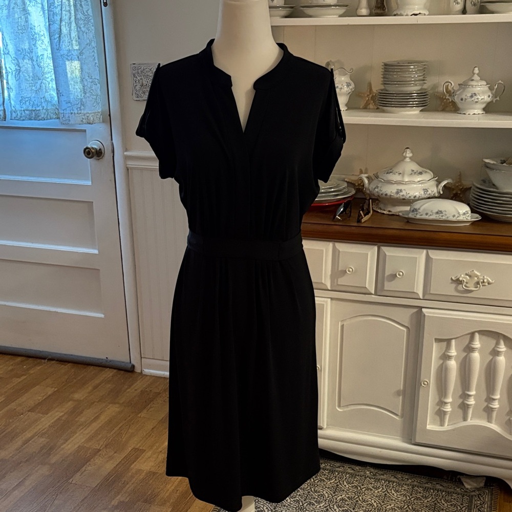 GAP Classic Black Midi Dress
